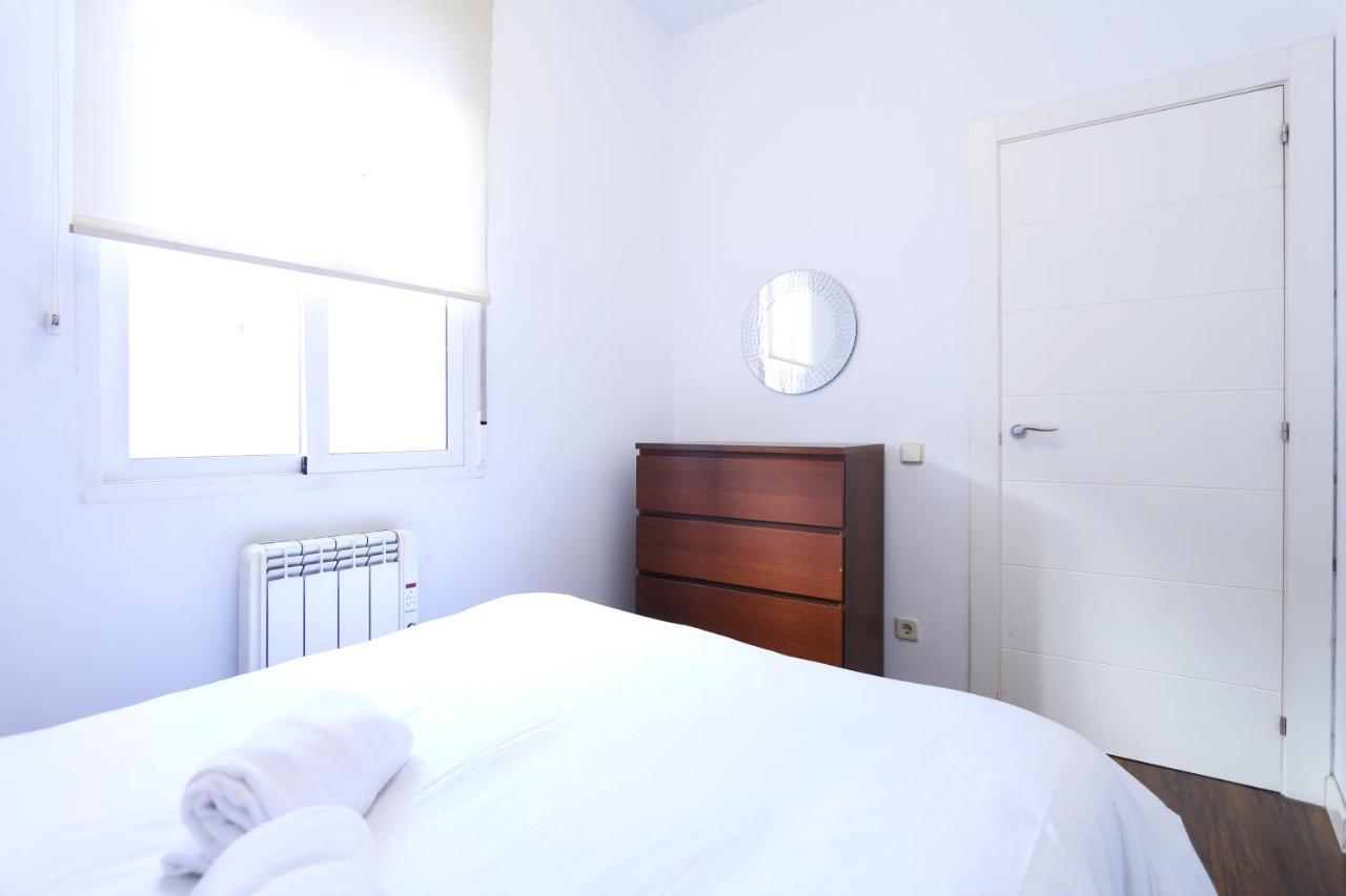 Paseo Del Prado Apartment By Allo Housing มาดริด ภายนอก รูปภาพ