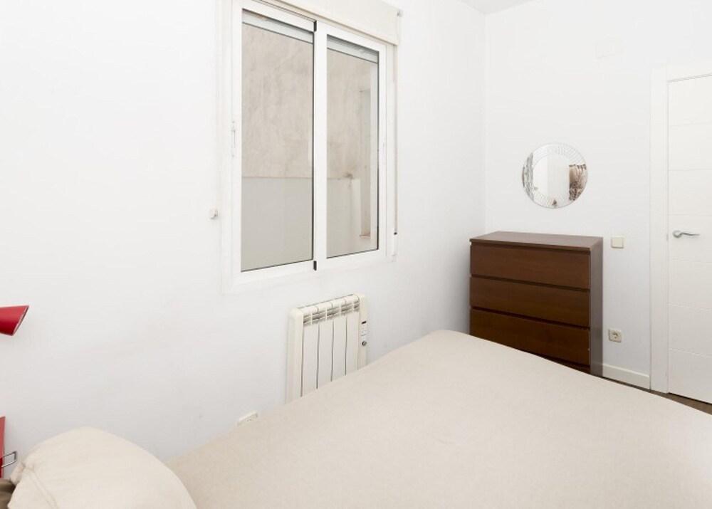 Paseo Del Prado Apartment By Allo Housing มาดริด ภายนอก รูปภาพ